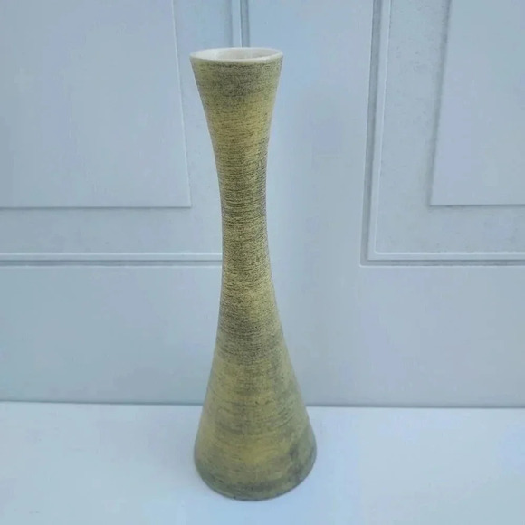 Royal Haeger Other - Royal Haeger Vase Black and Mustard color